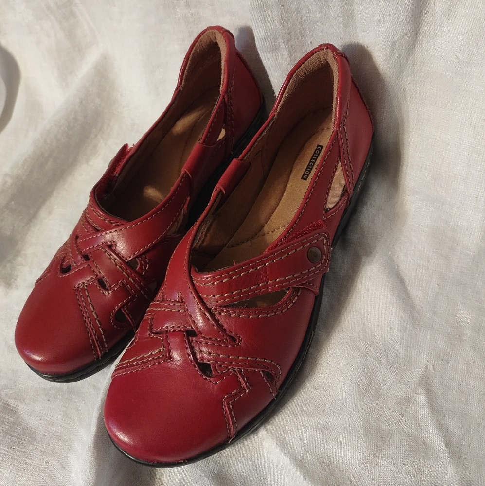 Clarks size 6 Never Worn